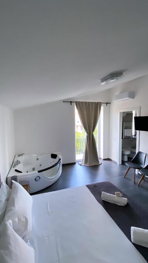 Habitat Luxury Suites Bellona المظهر الخارجي الصورة